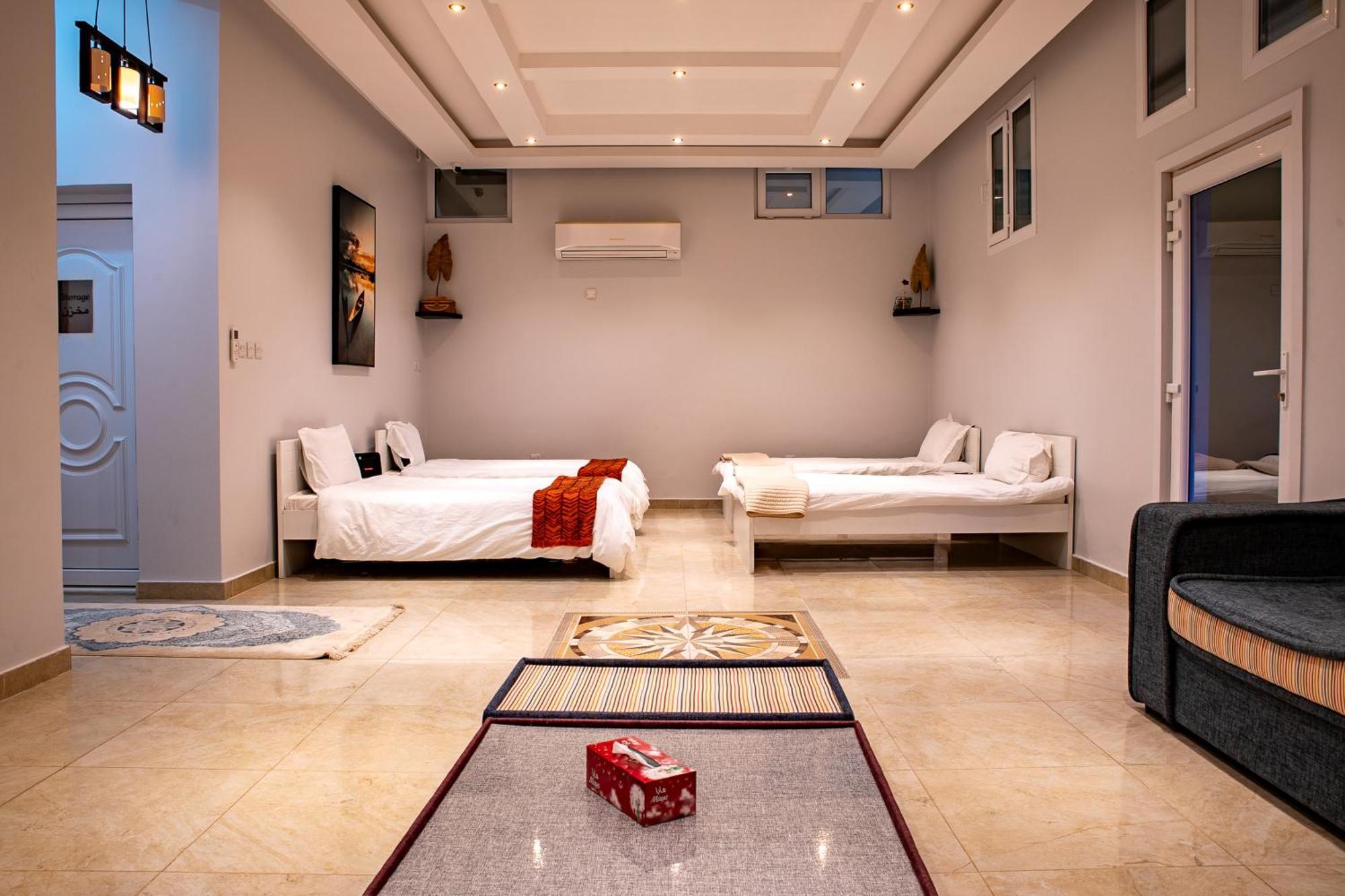 Elegant Garden Stay With 2 Living Areas, 2 Bedrooms, 1 Full And 1 Half Bath For 6 Guests Umm Al Amad Екстериор снимка